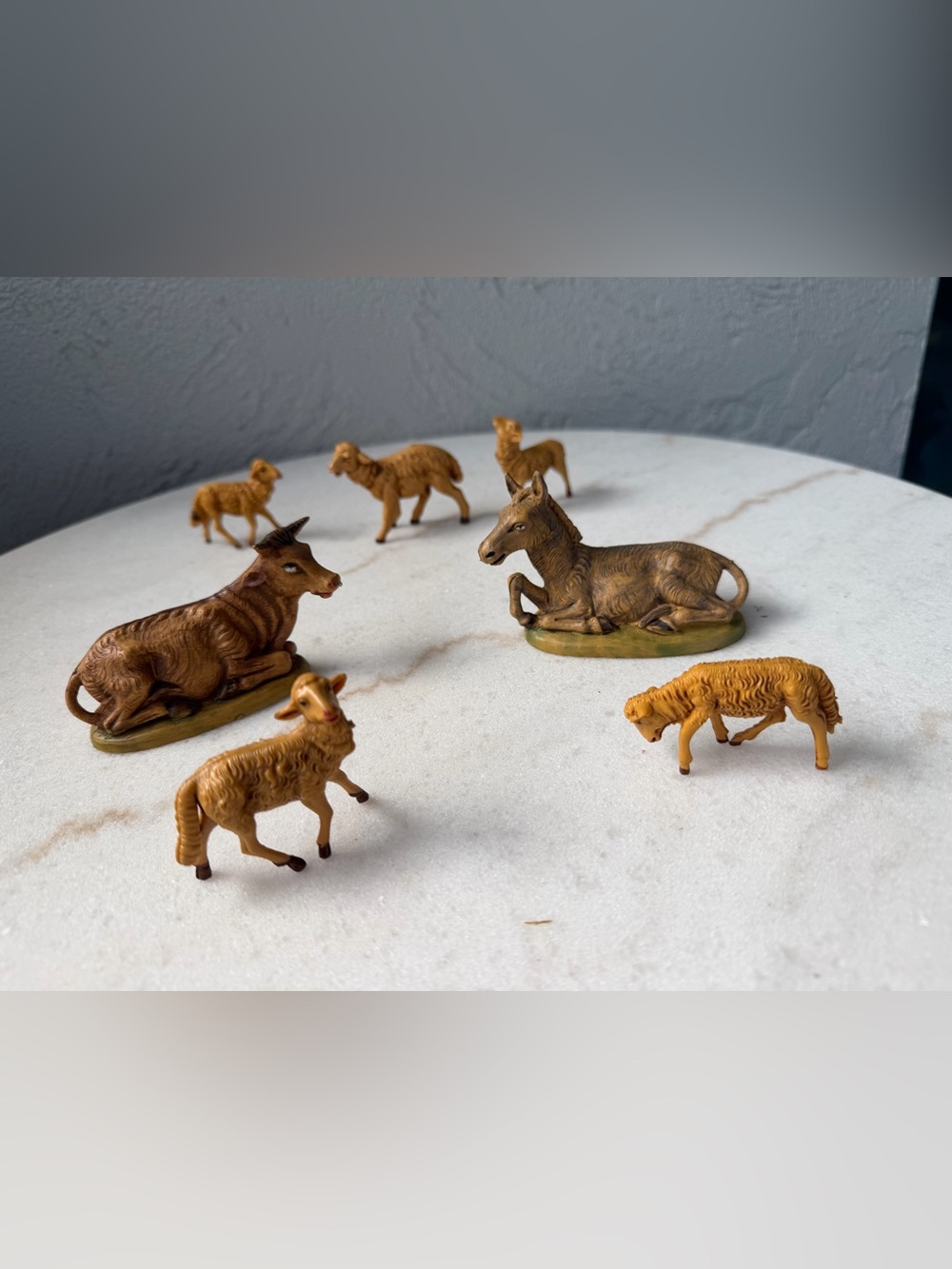 Vintage Nativity Set with Stable Made in Italy - Picture 8 of 9